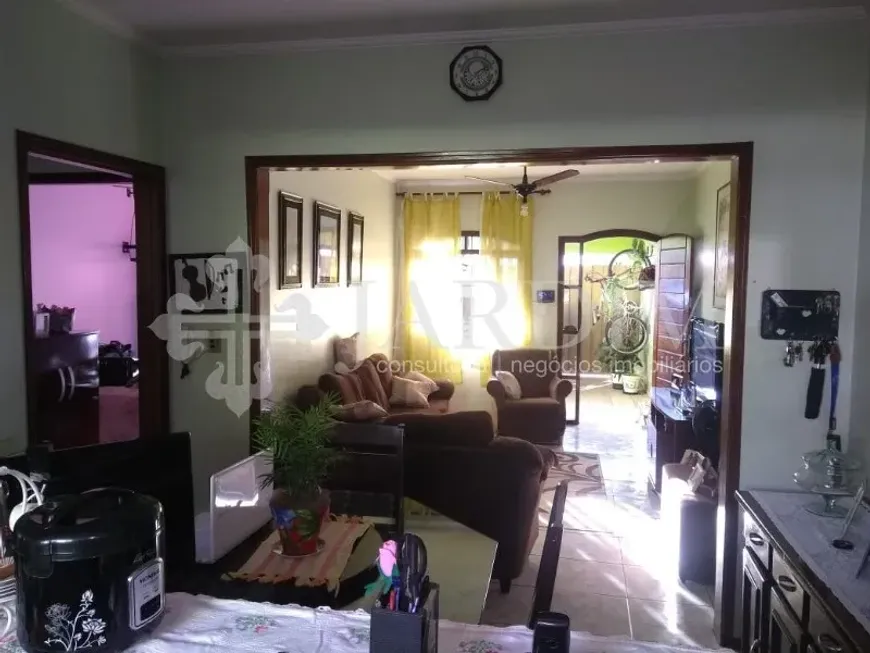 Foto do imóvel - Casa à venda com 2 quartos, 1 suíte, de 134 a 138 m², 3 a 4 banheiros e 2 a 3 vagas em