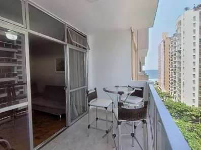 Apartamento com 2 Quartos à venda, 75m² no Pitangueiras, Guarujá