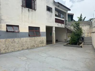 Casa de Vila com 4 Quartos à venda, 260m² no Vila São Caetano, Sorocaba