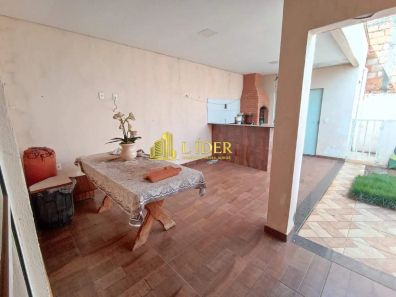 Casa de Condomínio com 2 Quartos à venda, 144m² no Aclimação, Uberlândia