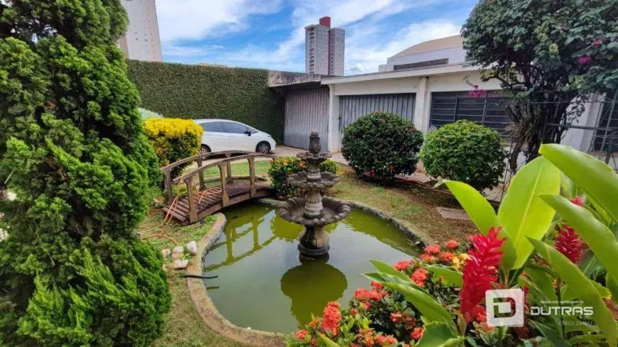 Foto do imóvel - Casa à venda com 3 quartos, 3 suítes, 543 m², 5 banheiros e 4 vagas na garagem em