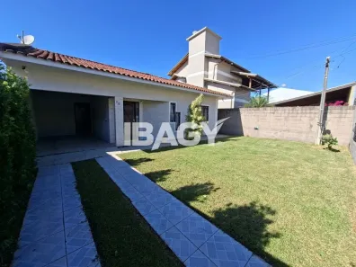 Casa com 2 Quartos para alugar, 100m² no Forquilhas, São José