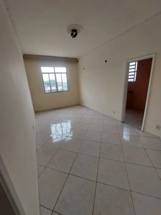 Foto do imóvel - Apartamento para alugar com 3 quartos, 1 banheiro e 1 vaga na garagem em