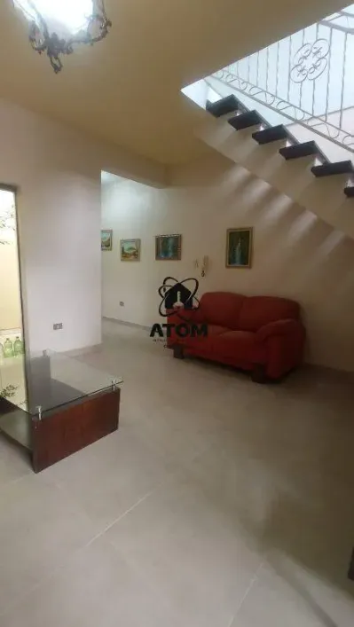 Foto do imóvel - Casa para alugar com 3 quartos, 1 suíte, 2 banheiros, 2 vagas na garagem e aceita animais em