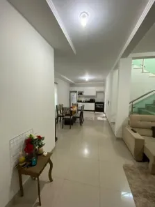 Casa de Condomínio com 3 Quartos à venda, 201m² no Centro, Cambé