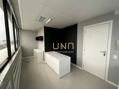 Conjunto Comercial / Sala à venda, 27m² no Estreito, Florianópolis