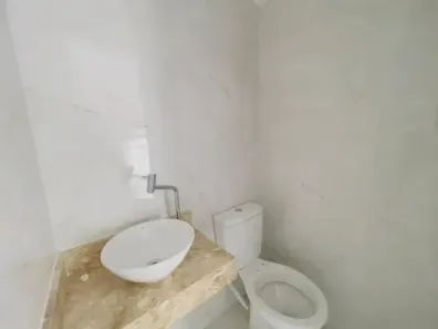 Sobrado com 4 Quartos à venda, 151m² no Centro, Eusébio