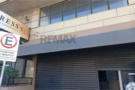 Prédio Inteiro para alugar, 248m² no Centro, Lins