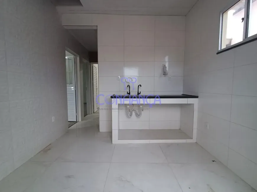 Foto do imóvel - Casa para alugar com 2 quartos, aceita animais e quintal, 45 m², 1 banheiro em