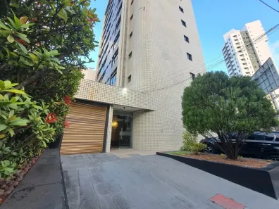 Loja / Salão / Ponto Comercial com 4 Quartos à venda, 111m² no Boa Viagem, Recife