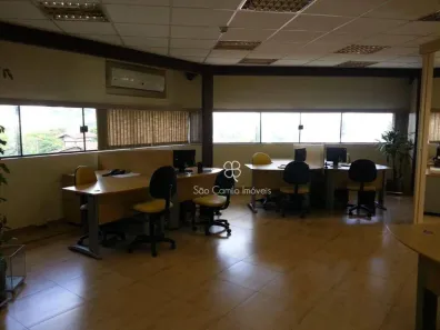 Conjunto Comercial / Sala para venda ou aluguel, 136m² no Jardim Lambreta, Cotia