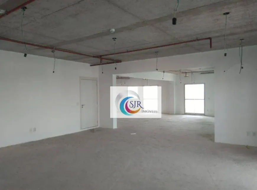 Foto do imóvel - Sala/Conjunto/Escritório para alugar com 4 banheiros, 5 vagas na garagem e ar-condicionado.