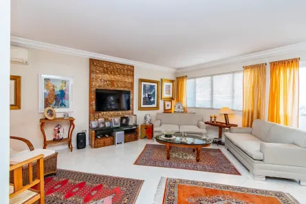 Apartamento com 2 Quartos à venda, 147m² no Cristo Rei, Curitiba