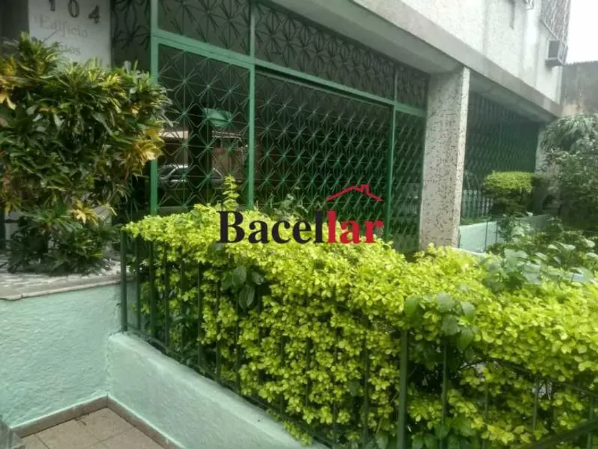 Foto do imóvel - Apartamento à venda com 2 quartos, 1 banheiro, 70 m², aceita animais e 1 vaga na garagem perto.