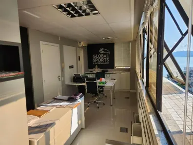 Conjunto Comercial / Sala à venda, 27m² no Estreito, Florianópolis