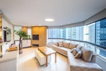Apartamento com 3 Quartos à venda, 140m² no Centro, Balneário Camboriú