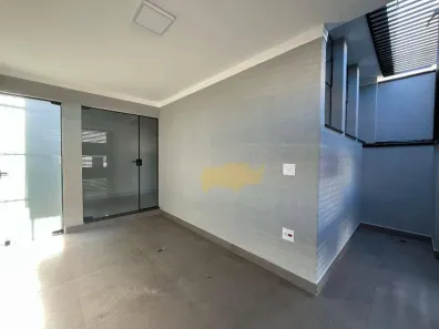 Casa Comercial com 2 Quartos para alugar, 89m² no Zona Central, Rio Claro