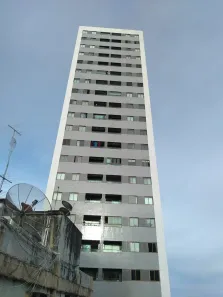 Apartamento com 2 Quartos para alugar, 45m² no Torre, Recife