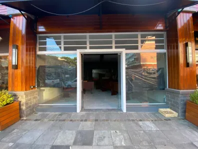 Loja / Salão / Ponto Comercial à venda, 180m² no Centro, Canela
