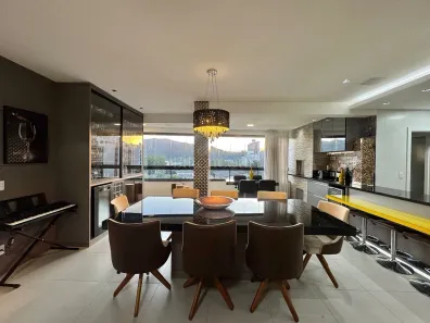 Apartamento com 3 Quartos à venda, 152m² no Glória, Joinville