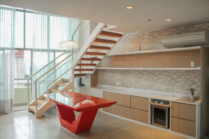 Foto do imóvel - Sala/Conjunto/Escritório à venda com 63 m², 2 banheiros, 2 vagas na garagem e mobiliado em