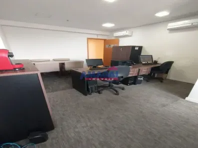 Conjunto Comercial / Sala à venda, 28m² no Centro, Jacareí