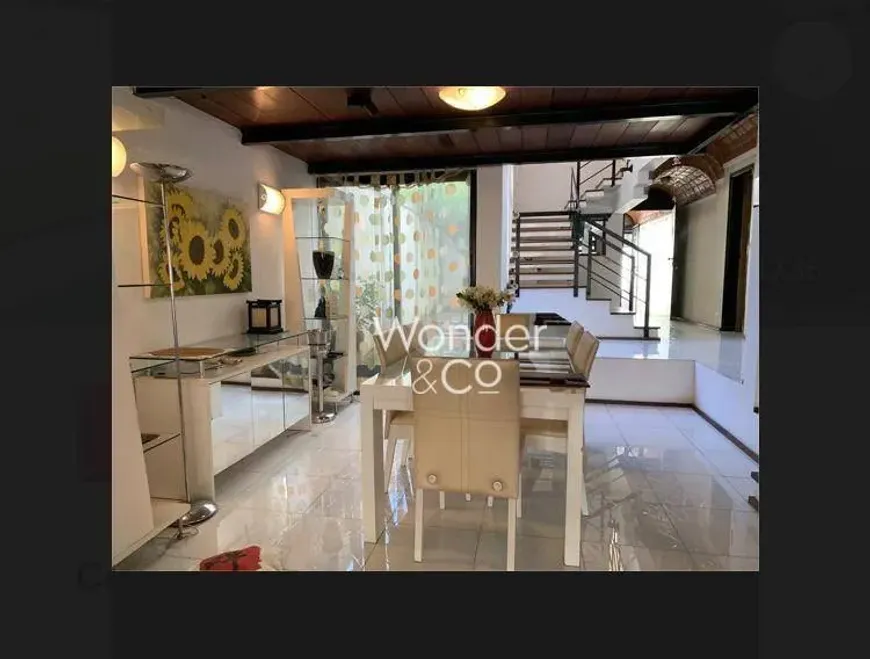 Foto do imóvel - Casa para alugar com 5 quartos, 2 suítes, 200 m², 1 banheiro e 5 vagas na garagem em