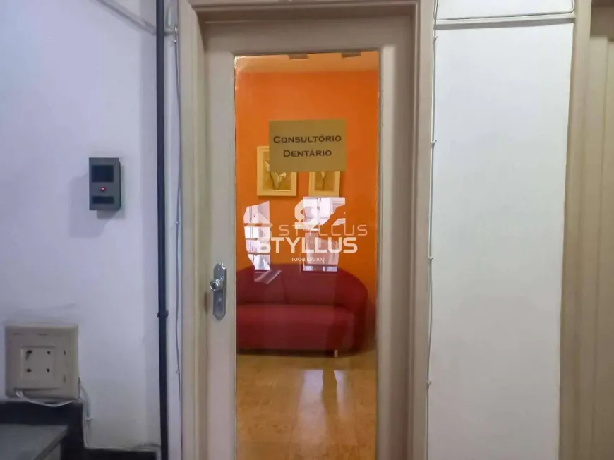 Foto do imóvel - Sala/Conjunto/Escritório à venda com 34 m², 1 banheiro e condomínio com elevador próximo à.