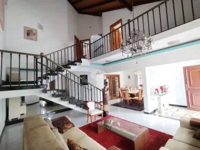 Casa com 3 Quartos à venda, 350m² no Centro, Canoas