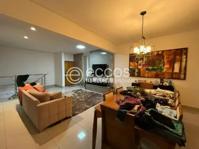 Cobertura com 4 Quartos à venda, 198m² no Brasil, Uberlândia