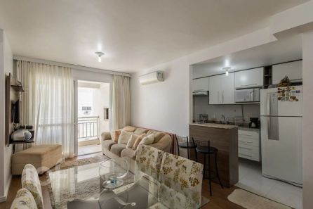 Apartamento com 2 Quartos à venda, 68m² no Passo da Areia, Porto Alegre