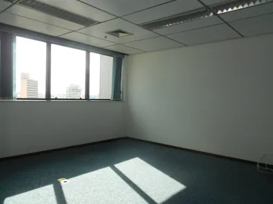 Conjunto Comercial / Sala com 3 Quartos para alugar, 79m² no Centro, Campinas