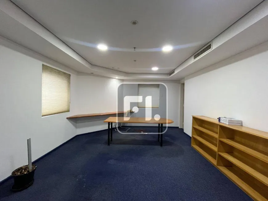 Foto do imóvel - Sala/Conjunto/Escritório para alugar com HOME_OFFICE, 4 banheiros e 4 vagas na garagem próximo.