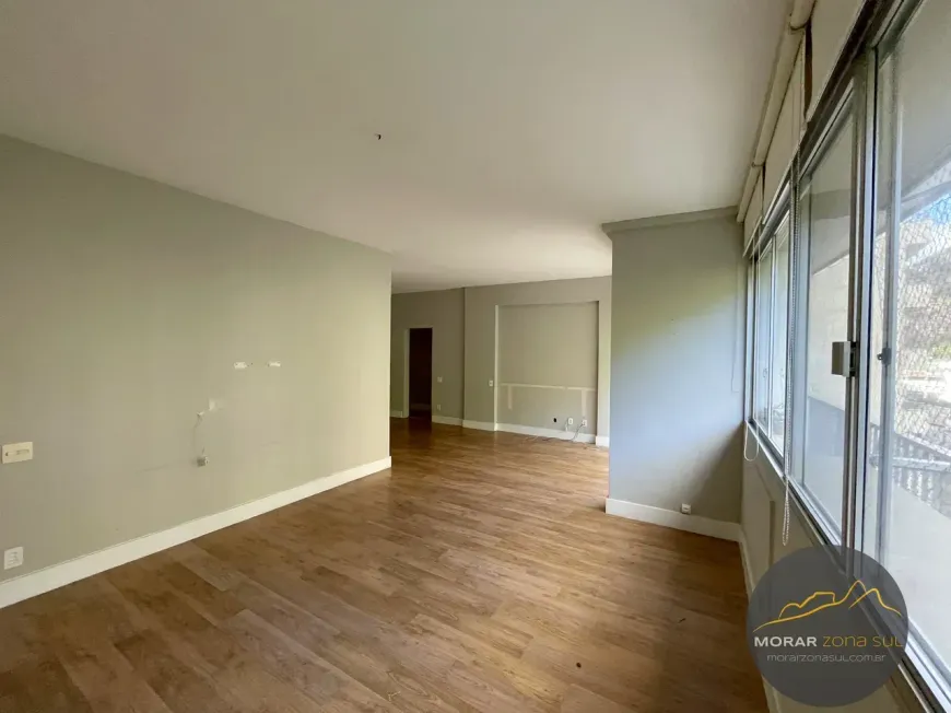 Foto do imóvel - Apartamento à venda com 4 quartos, 1 suíte, 149 m², 2 banheiros e 2 vagas próximo ao Metrô São.