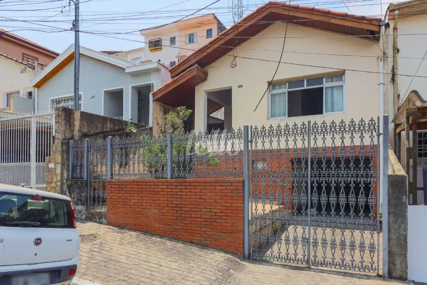 Foto do imóvel - Casa à venda com 3 quartos, 1 suíte, 120 m², 2 banheiros e 2 vagas na garagem em