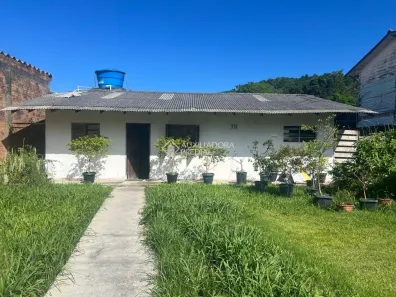 Casa com 2 Quartos à venda, 90m² no Sambaqui, Florianópolis