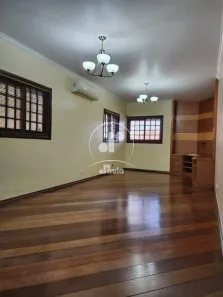 Sobrado com 3 Quartos para alugar, 202m² no Vila Floresta, Santo André
