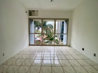 Conjunto Comercial / Sala à venda, 28m² no Centro, São José dos Campos