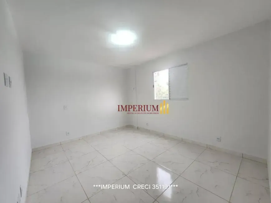 Foto do imóvel - Casa para alugar com 2 quartos, 1 banheiro e SERVICE_AREA em