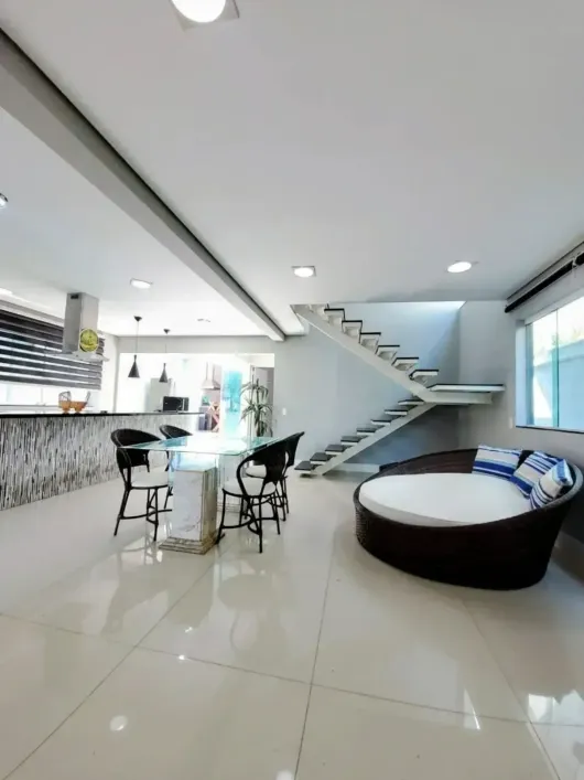 Foto do imóvel - Casa de condomínio para alugar com 250 m², 3 quartos, 3 banheiros, 2 vagas