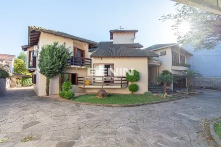 Conjunto Comercial / Sala com 6 Quartos para alugar, 513m² no Igara, Canoas