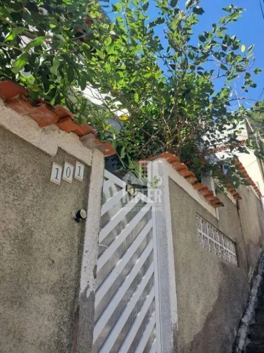 Foto do imóvel - Casa à venda com 2 quartos, 1 suíte, 80 m² e 2 banheiros aceitando animais em