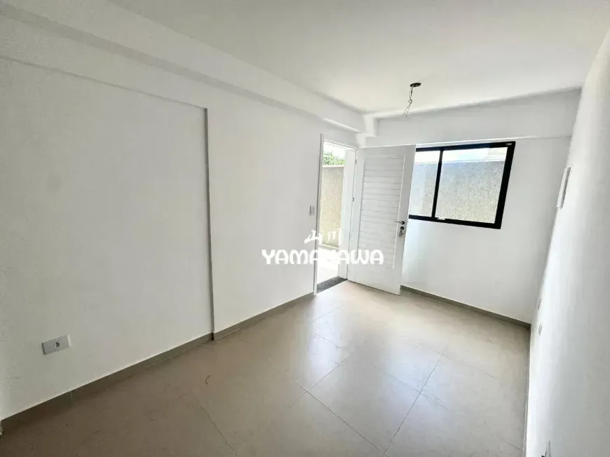 Foto do imóvel - Apartamento para alugar com 2 quartos, 1 banheiro, aceita animais e elevador no condomínio em