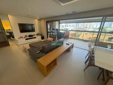 Apartamento com 3 Quartos à venda, 177m² no Zona 07, Maringá