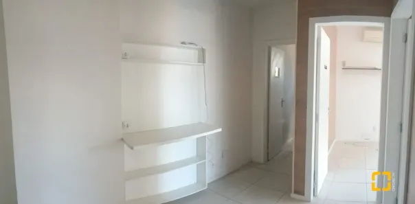 Conjunto Comercial / Sala à venda, 32m² no Centro, Florianópolis