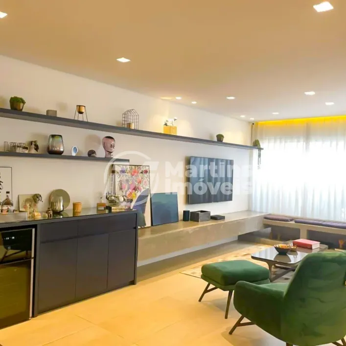 Foto do imóvel - Casa à venda com 3 quartos, 3 suítes, mobiliado, 146 m², 5 banheiros e 2 vagas em