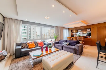 Apartamento com 3 Quartos à venda, 135m² no Passo da Areia, Porto Alegre
