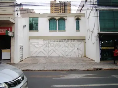 com 3 Quartos para alugar, 227m² no Centro, Limeira
