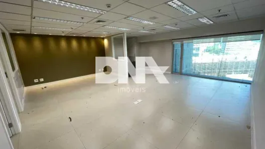 Conjunto Comercial / Sala à venda, 124m² no Botafogo, Rio de Janeiro