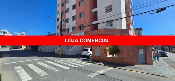 Loja / Salão / Ponto Comercial à venda, 39m² no Barreiros, São José